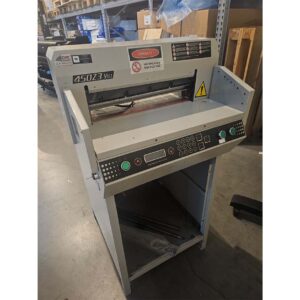 Używana gilotyna elektryczna 450Z3 V8.1