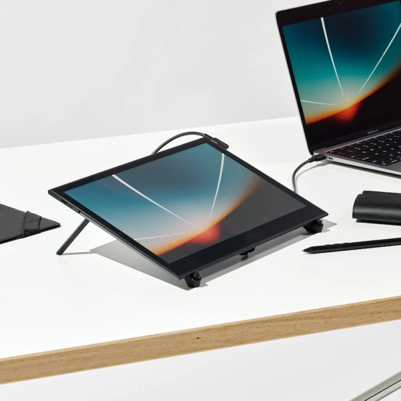 Wacom Movink 13 – Piórko i dotyk